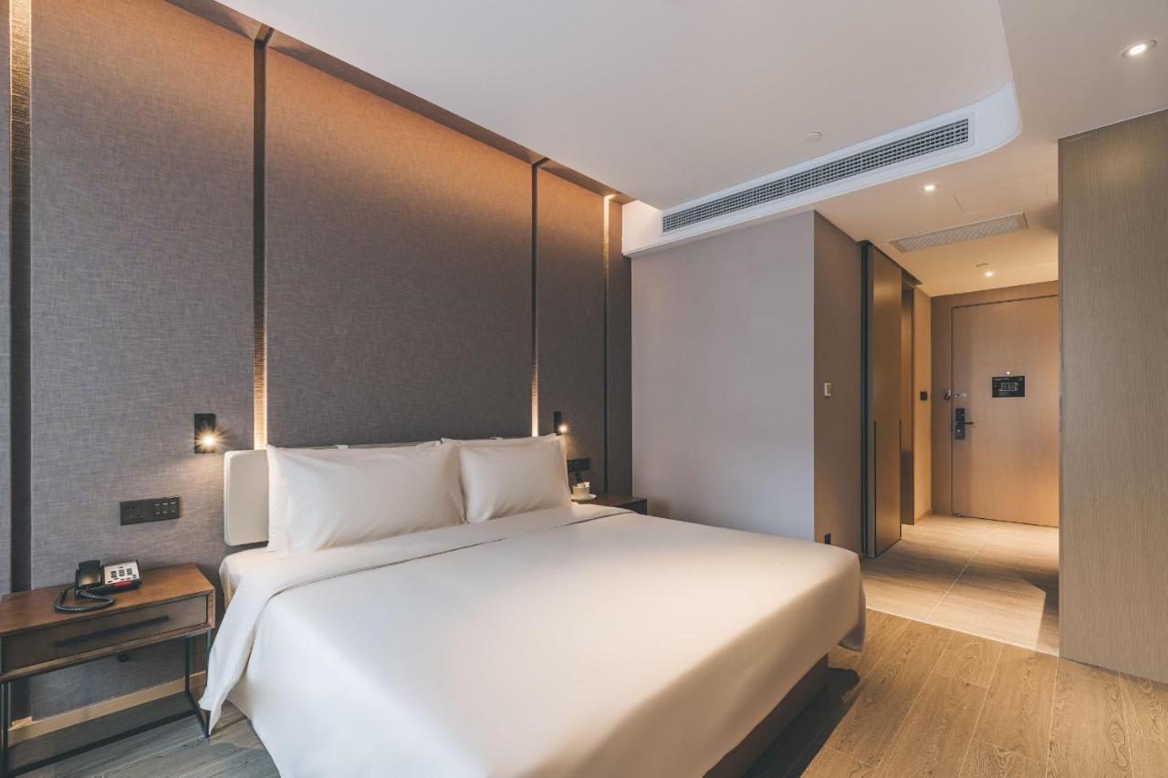 Hotel Atour Xianxia 4*