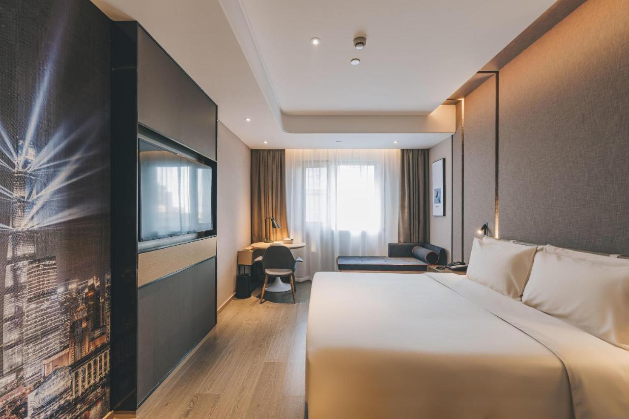 Atour Xianxia Hotel